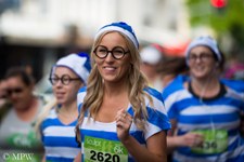 Queen Street Auckland city, Britomart, Sculpt 6km womens fun run, smurfs, photo by Mike Wheelton